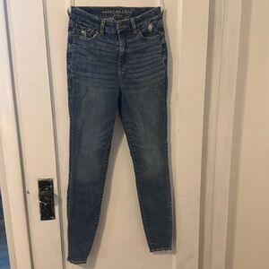 American eagle worn once size 4 next level stretch curvy high rise jegging.